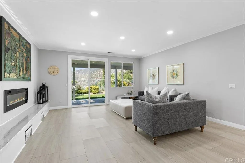 https://cdn.realtyfeed.com/cdn/127/306518997/5c98c9ace4b1016c51e5b32702054b6f.webp