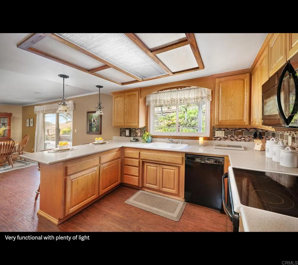 https://cdn.realtyfeed.com/cdn/127/306519019/e98d75bc89190c0c7af1f93130b954a0.webp