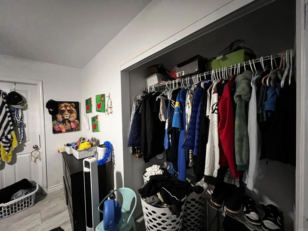 https://cdn.realtyfeed.com/cdn/127/306519037/4033d27c0542f457c6369024bf3f70c6.webp