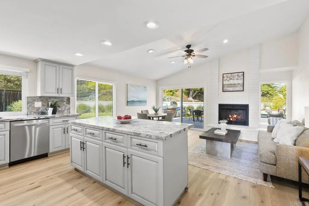 https://cdn.realtyfeed.com/cdn/127/306519094/5a268d3fce1b844cf2d33bfac9ada4c4.webp