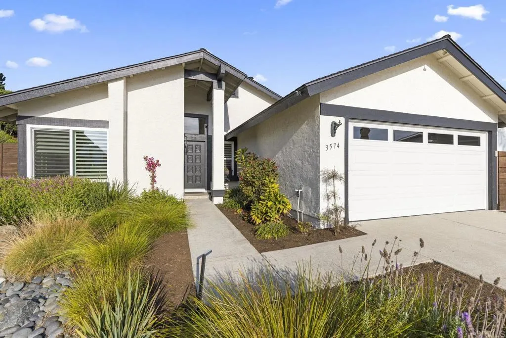 https://cdn.realtyfeed.com/cdn/127/306519094/b940f22c0f5c86bb54db89b2c80e97d7.webp