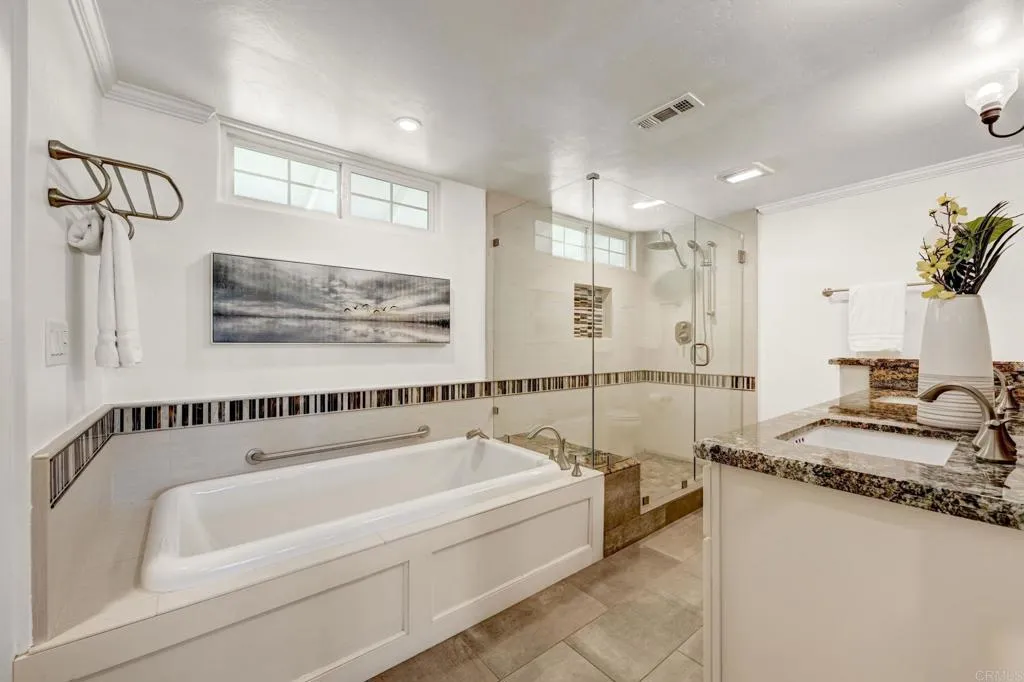 https://cdn.realtyfeed.com/cdn/127/306519109/717ee404a2059ceb131f1a56fd8bfc5d.webp