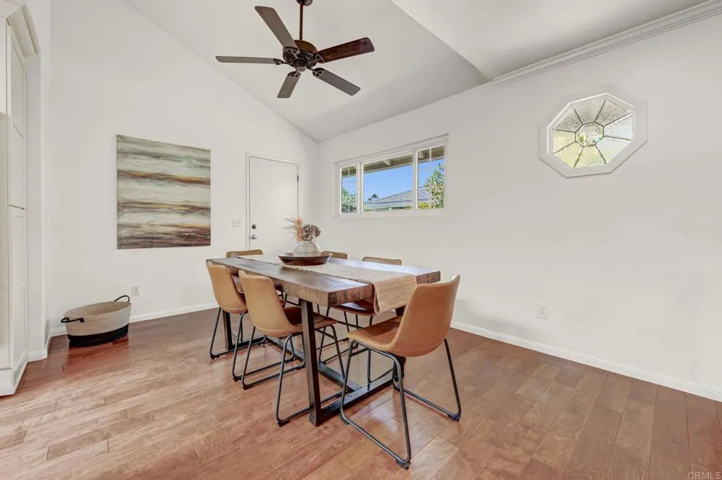 https://cdn.realtyfeed.com/cdn/127/306519109/82c440b95bbcbfe1d88be6ebd911a512.webp