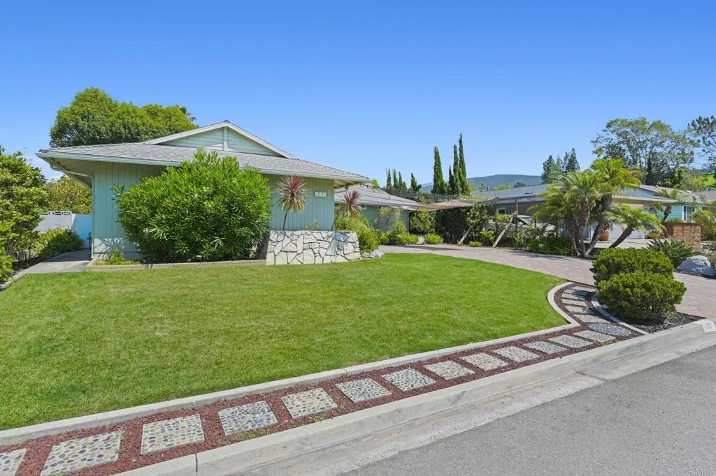 https://cdn.realtyfeed.com/cdn/127/306519109/c36cf61592cecc27d52d76fe48d8de15.webp