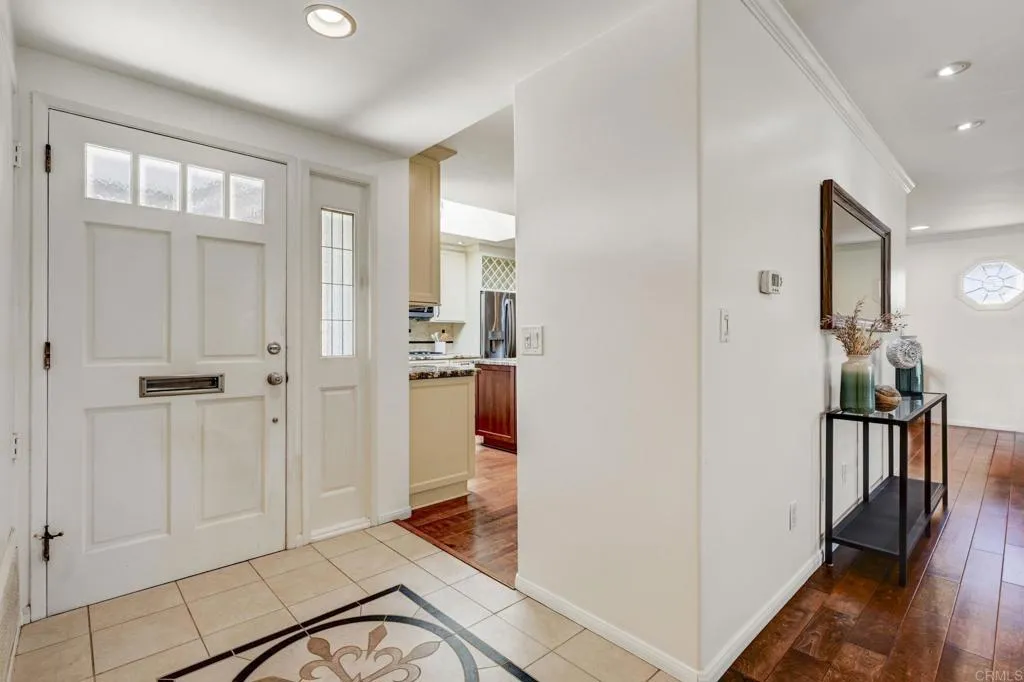 https://cdn.realtyfeed.com/cdn/127/306519109/e9ed5b852ac753992e6c30470f275e2b.webp