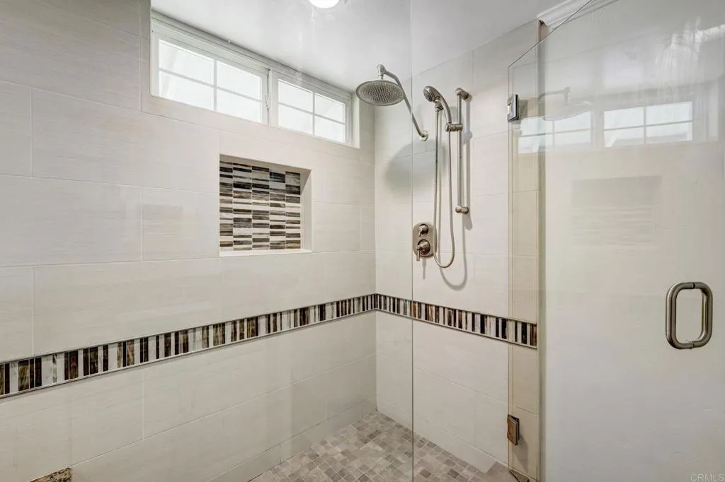 https://cdn.realtyfeed.com/cdn/127/306519109/ed875f282fe0c861233bb40b7da93263.webp