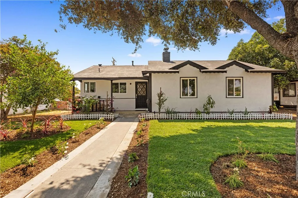 Fullerton, CA 92833