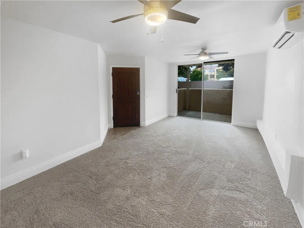 https://cdn.realtyfeed.com/cdn/127/306519189/c1046d9c48790e24dbdea9f9c5273755.webp