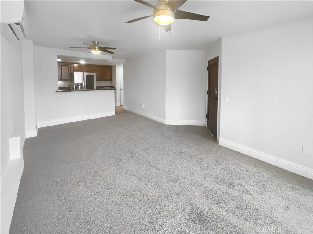 https://cdn.realtyfeed.com/cdn/127/306519189/deb6bea0c96ec78b464ed22c2330ee31.webp