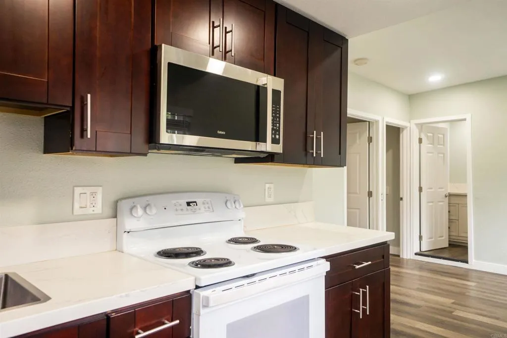 Photo #32: PTP2506224 Listing: Photo #32