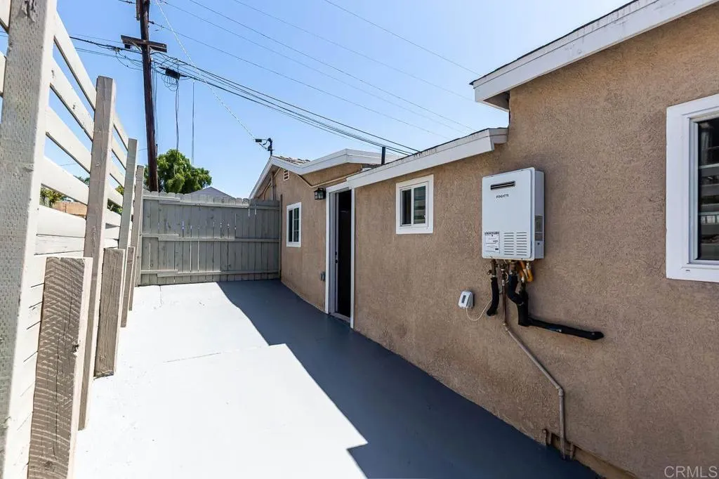 https://cdn.realtyfeed.com/cdn/127/306519223/43f078676562f4b5256657869474e499.webp