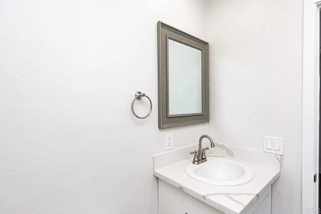https://cdn.realtyfeed.com/cdn/127/306519223/a26866c79342716f026460a55b730681.webp