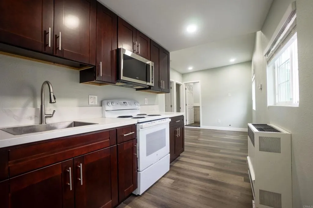 https://cdn.realtyfeed.com/cdn/127/306519223/ed65dc08133ea22aa1eaa3d3479e98fb.webp