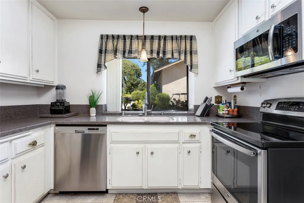 https://cdn.realtyfeed.com/cdn/127/306519226/4bfc8362434853408b73fcfcc7372a2c.webp