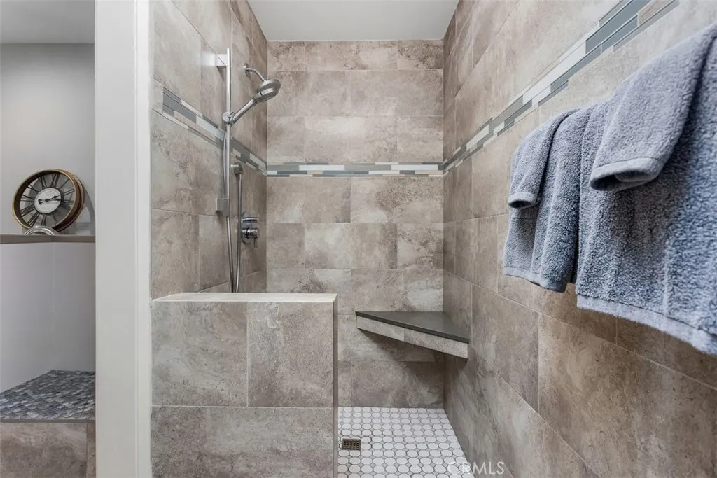 https://cdn.realtyfeed.com/cdn/127/306519226/9fb54916d0d5a0eb0346717e36754f73.webp
