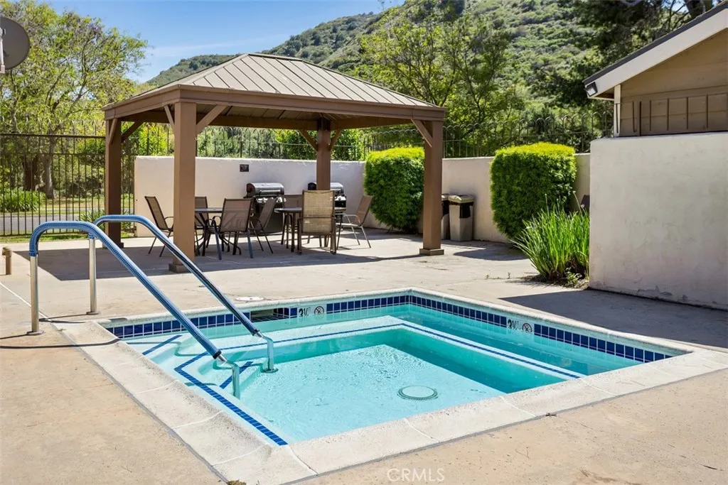https://cdn.realtyfeed.com/cdn/127/306519226/df14af2eeec2509e4ce22d6faf130617.webp