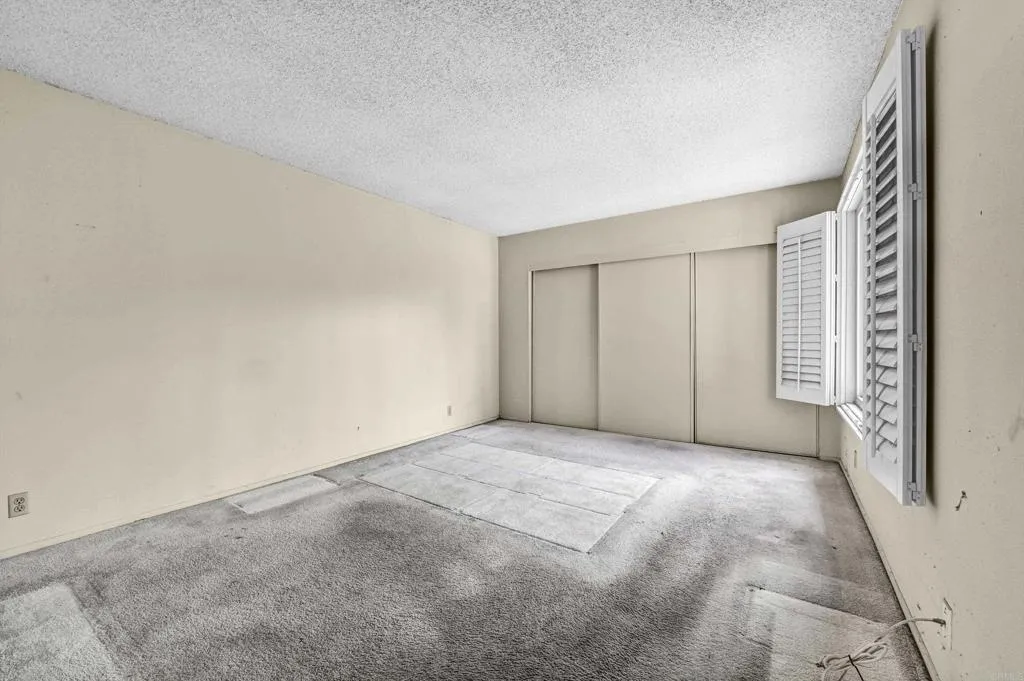 https://cdn.realtyfeed.com/cdn/127/306519228/8b5b37773a0a792198f72e16b716b7d8.webp