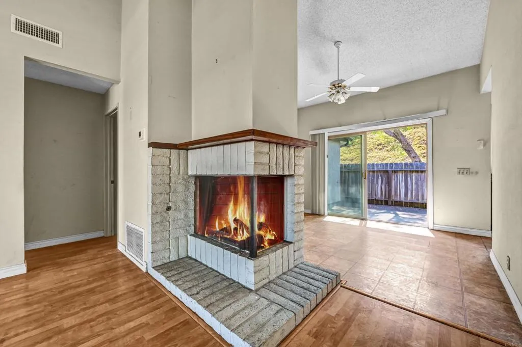 https://cdn.realtyfeed.com/cdn/127/306519228/db5a5a979f49906c89058063fe53fb13.webp