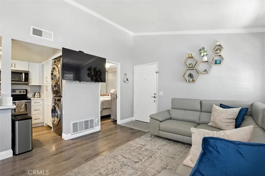 Mission Viejo, CA 92691