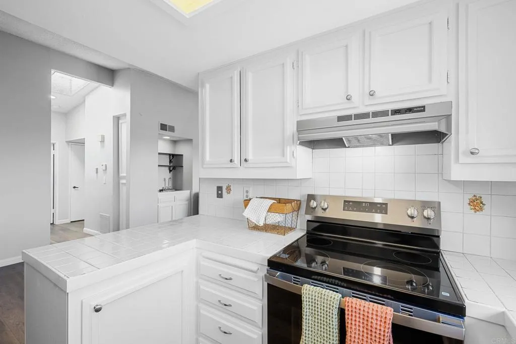 https://cdn.realtyfeed.com/cdn/127/306519254/174d35b001f6a4d70d82424157260b13.webp
