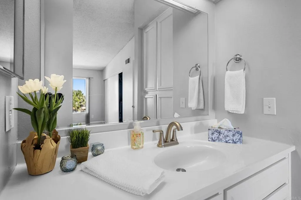 https://cdn.realtyfeed.com/cdn/127/306519254/7e65e397143d9f7f2404a99fae879823.webp