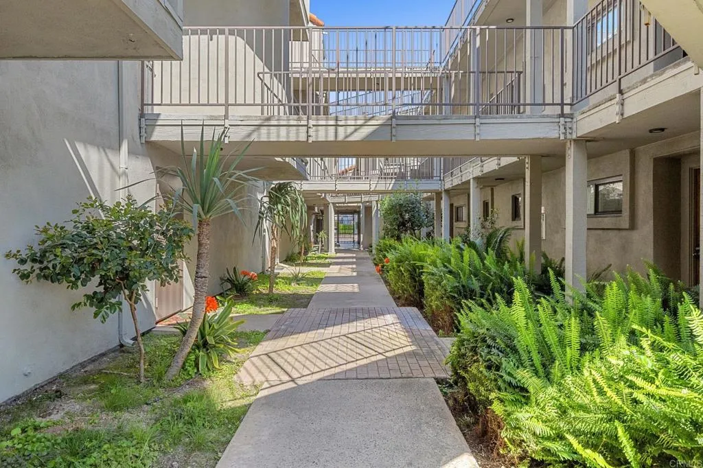 https://cdn.realtyfeed.com/cdn/127/306519254/b40224a698b4ec83f3a4dab0bb01b3aa.webp