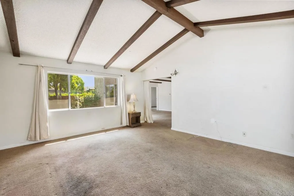 https://cdn.realtyfeed.com/cdn/127/306519267/2e4c33d233877af759028d822772c987.webp