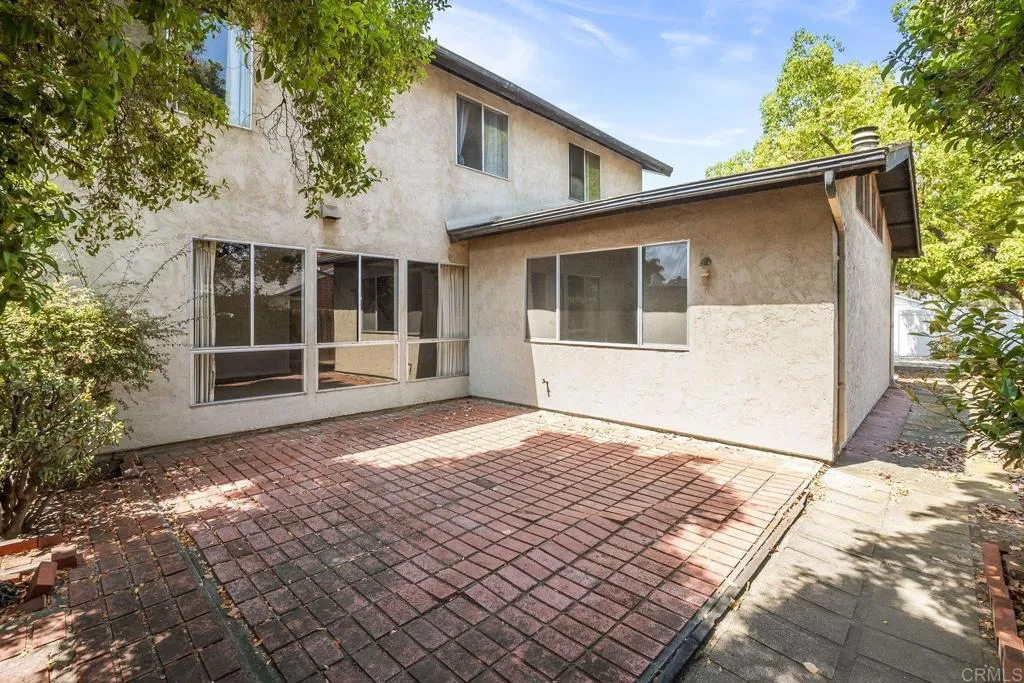 https://cdn.realtyfeed.com/cdn/127/306519267/850dc83c7820f1e478598cbd81dd43df.webp