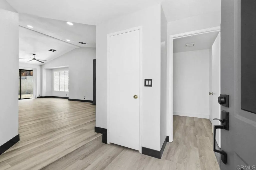 https://cdn.realtyfeed.com/cdn/127/306519328/20ca581f363a541f2bbf5454ab5a27c7.webp