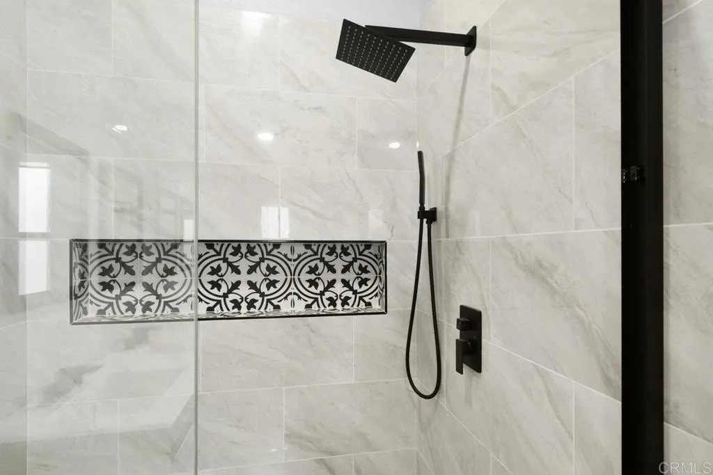 https://cdn.realtyfeed.com/cdn/127/306519328/dae2a0d112e19198bf8bca8b4264ad71.webp