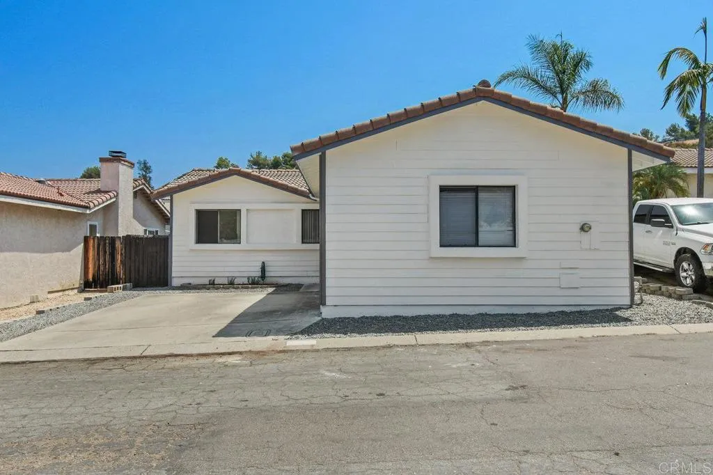 https://cdn.realtyfeed.com/cdn/127/306519328/eb7bf94b976d764202b6610790a6ad5d.webp
