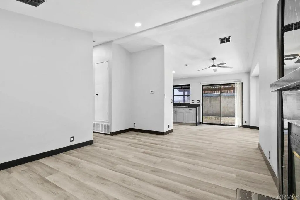 https://cdn.realtyfeed.com/cdn/127/306519328/ef74732dc5e8ac388c2f12069f132fe6.webp