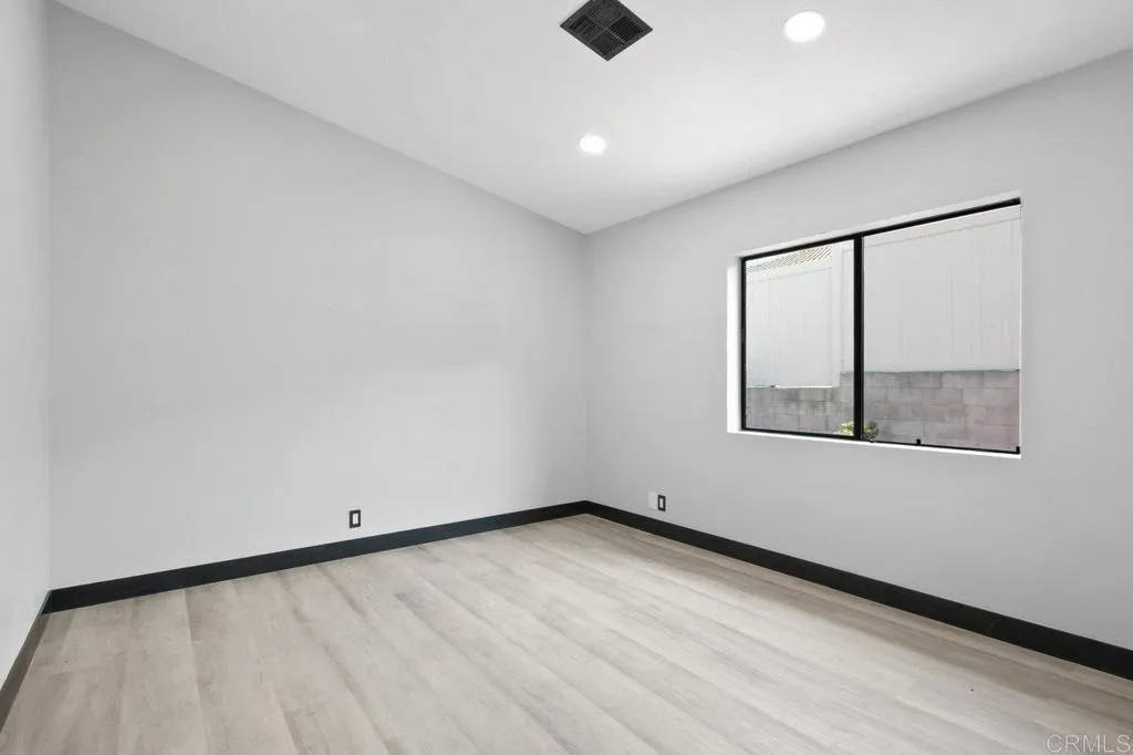 https://cdn.realtyfeed.com/cdn/127/306519328/fd2744f3cffe643d0417e1ff6f3e1a73.webp