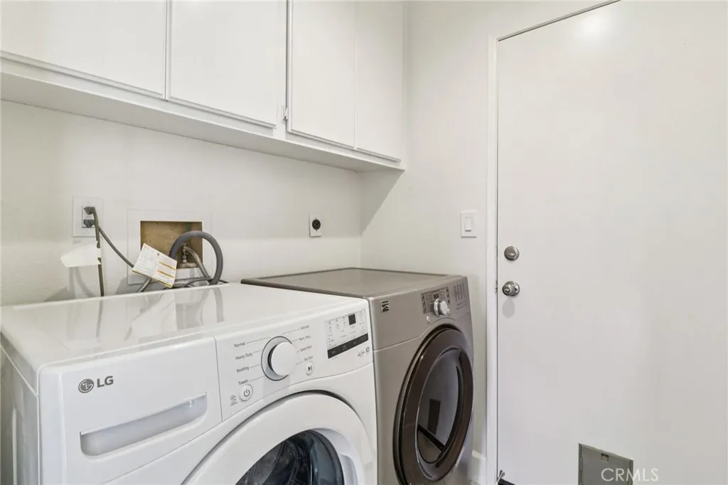 https://cdn.realtyfeed.com/cdn/127/306519360/c9e7adf821d8e9392eae1f3e6221b9d3.webp