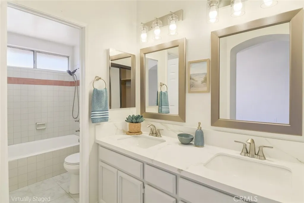 https://cdn.realtyfeed.com/cdn/127/306519360/f7fd9f4b87b27b0c4c11b58bba17b36d.webp