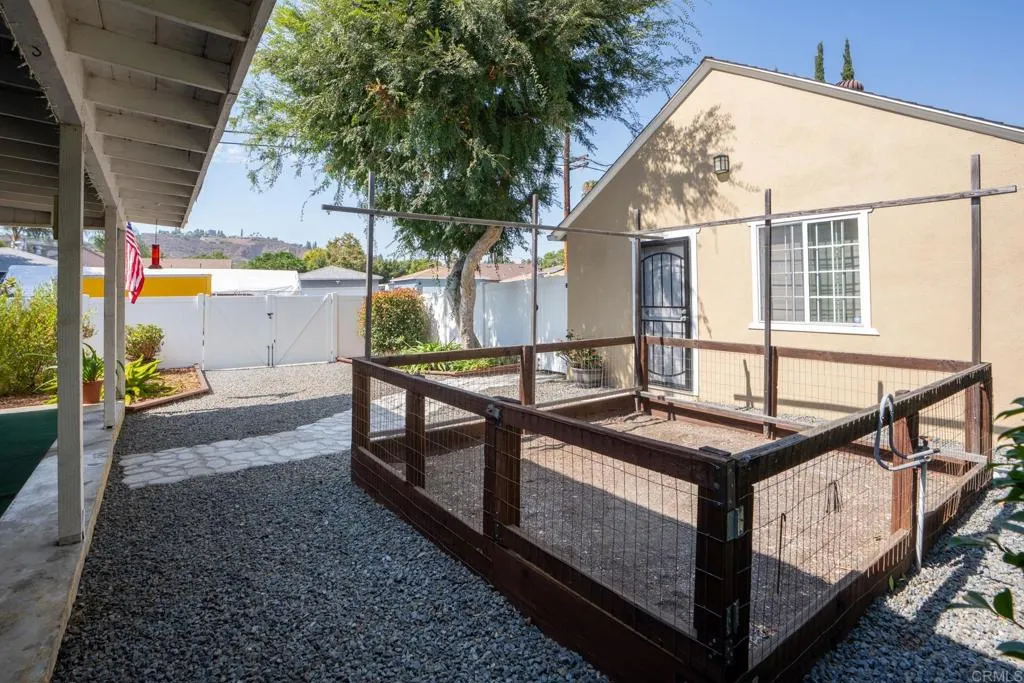 https://cdn.realtyfeed.com/cdn/127/306519363/0cee7c3539dc2d54cfc9ecc457d26bae.webp