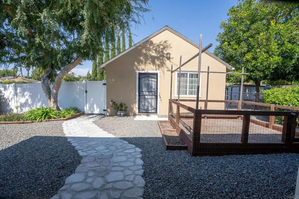 https://cdn.realtyfeed.com/cdn/127/306519363/ef8757da8aa73a593c9bd5144235a3de.webp