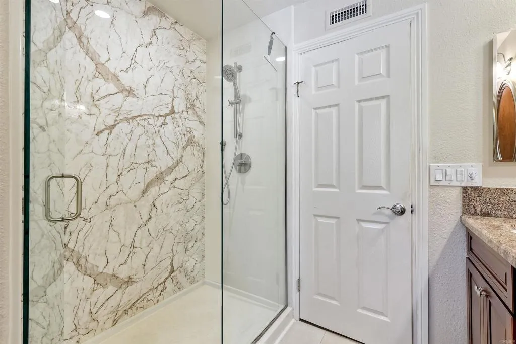 https://cdn.realtyfeed.com/cdn/127/306519389/ea543922d8265e6539133985c7bedf3b.webp