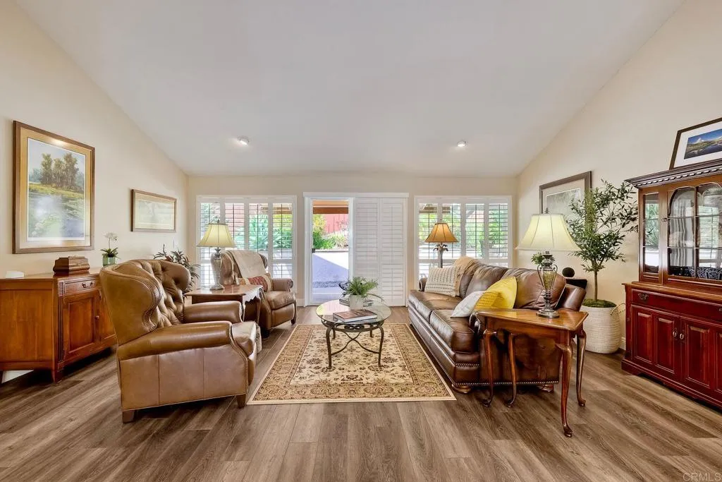 https://cdn.realtyfeed.com/cdn/127/306519389/eb1cae5dfcec1ca79b55279d7343b343.webp