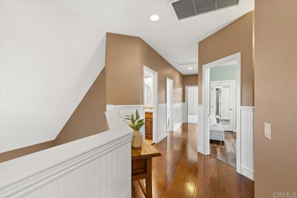 https://cdn.realtyfeed.com/cdn/127/306519401/6d3ebbe972bea9186ec4c106e08efd50.webp