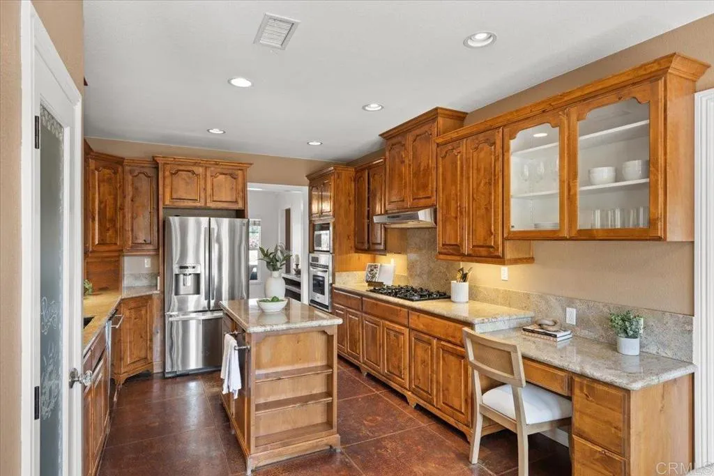 https://cdn.realtyfeed.com/cdn/127/306519401/ca3657fce6dab0c69168a60c549429c8.webp