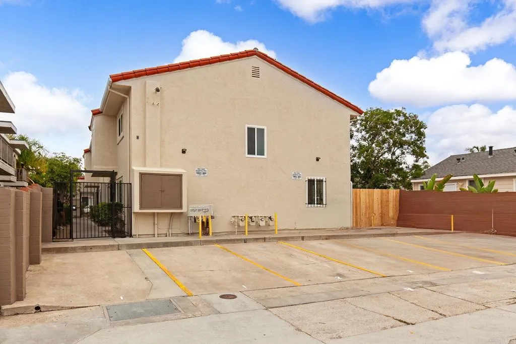 https://cdn.realtyfeed.com/cdn/127/306519413/be4ff555d95c19cba4804001e6ea9fe4.webp
