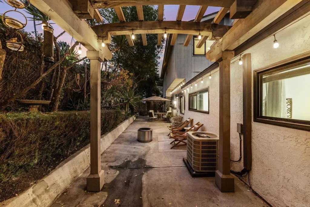 https://cdn.realtyfeed.com/cdn/127/306519446/90b552890c37eecd47047434ae925648.webp
