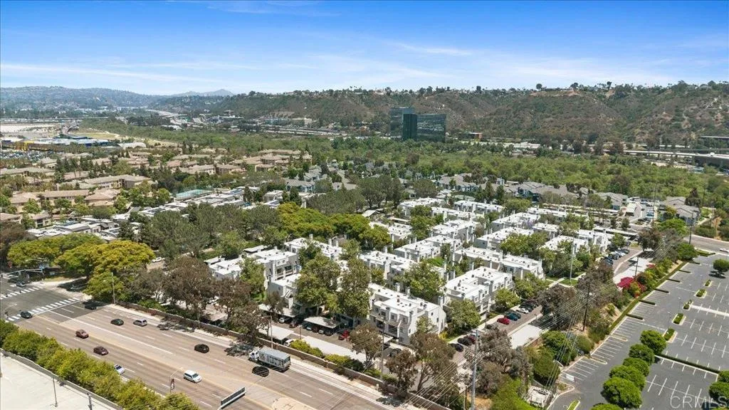https://cdn.realtyfeed.com/cdn/127/306519448/01d618979cb3ae068d03805cb03b3612.webp