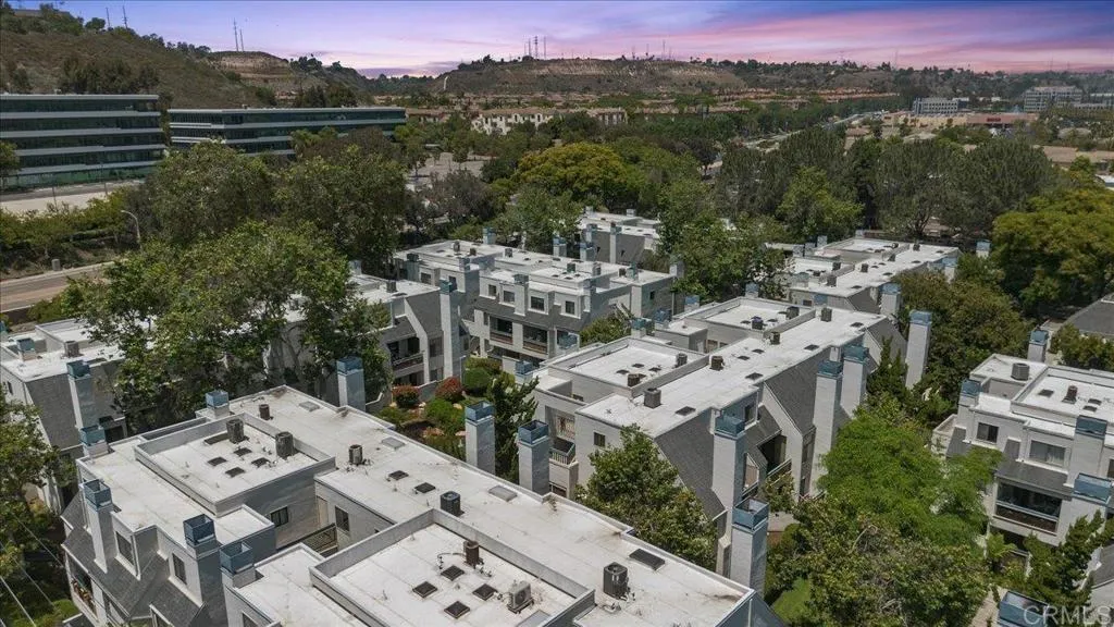 https://cdn.realtyfeed.com/cdn/127/306519448/2eb56bd513f548605aa8916c6bc94f80.webp