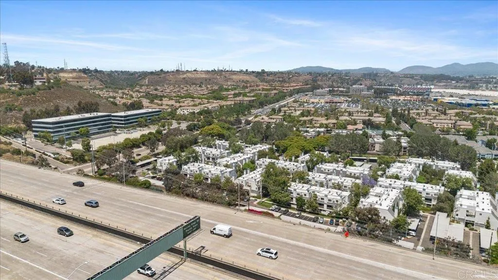 https://cdn.realtyfeed.com/cdn/127/306519448/e0c4a95b38ac7aba1c5b61be652592f1.webp