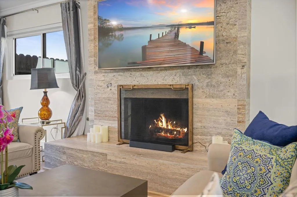 https://cdn.realtyfeed.com/cdn/127/306519457/1fedeeedf66eb994227b2d30455cdb3e.webp