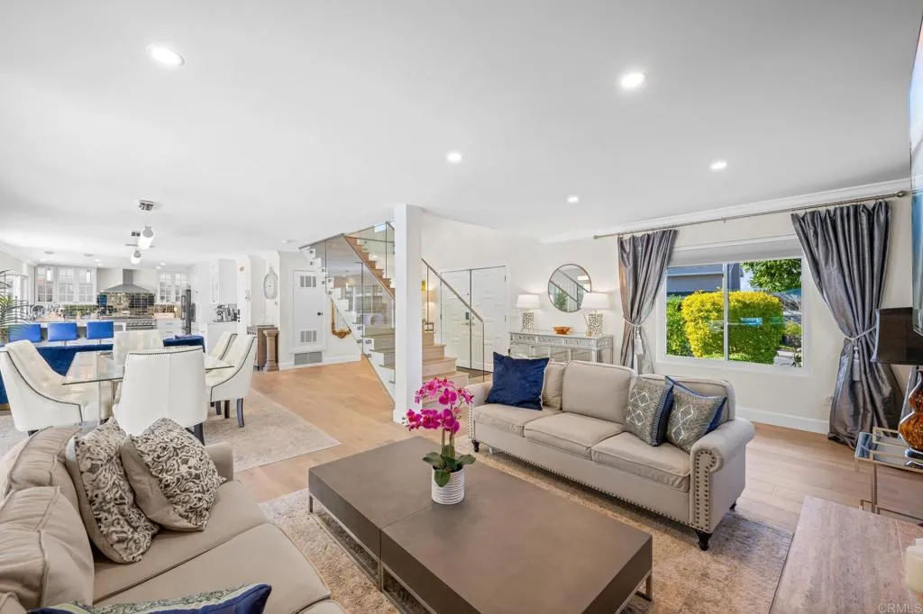 https://cdn.realtyfeed.com/cdn/127/306519457/7e46fdedc054f683330a8a705c1cd8ac.webp