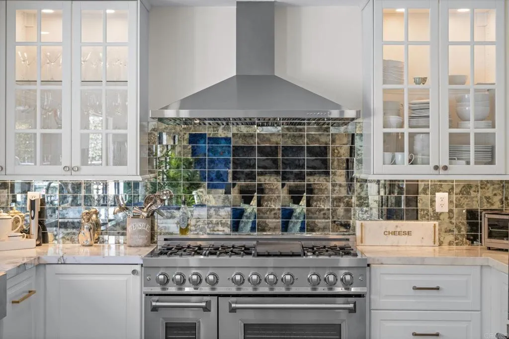 https://cdn.realtyfeed.com/cdn/127/306519457/c53e60d6611c3d97a7a8942148c807d7.webp