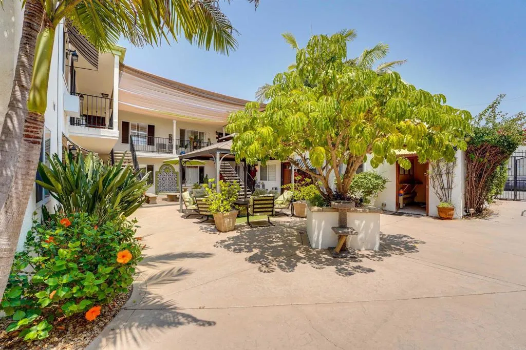 https://cdn.realtyfeed.com/cdn/127/306519458/18e3836500a11b7bf540f4e88a714a41.webp